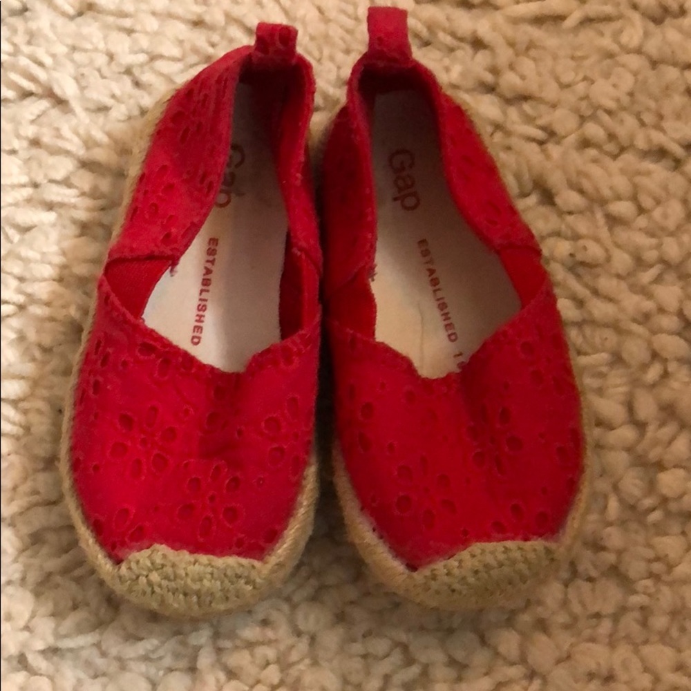 GAP Red Espadrilles - Picture 2 of 4